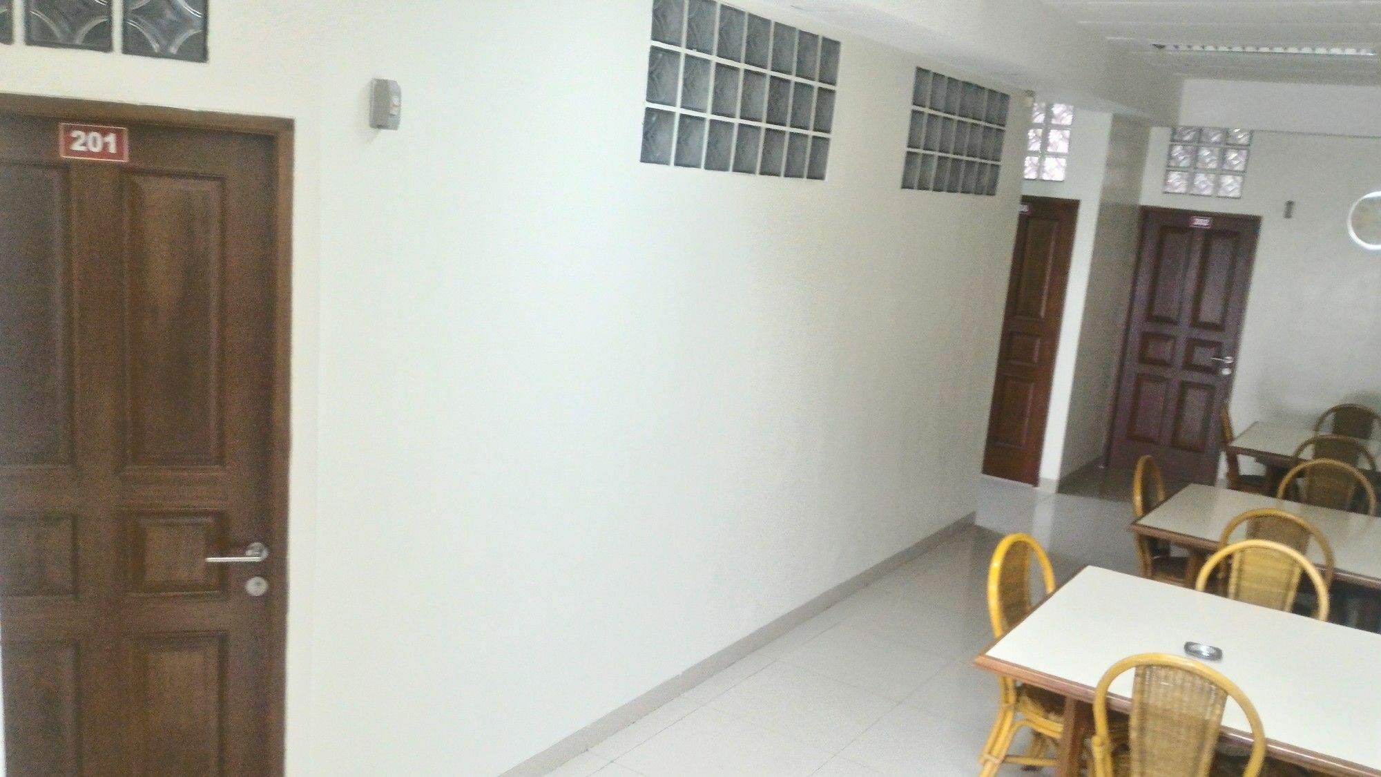 Asoka Inn Bandung Buitenkant foto